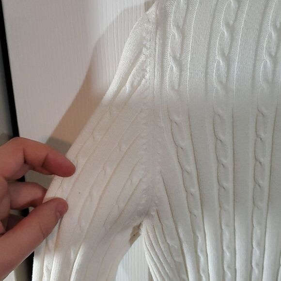 Dalia Cream V-Neck Sweater - Picture 6 of 6